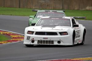 Kevin O'Connell's Ford Mustang and Jordan Bernloehr's Chevy Camaro