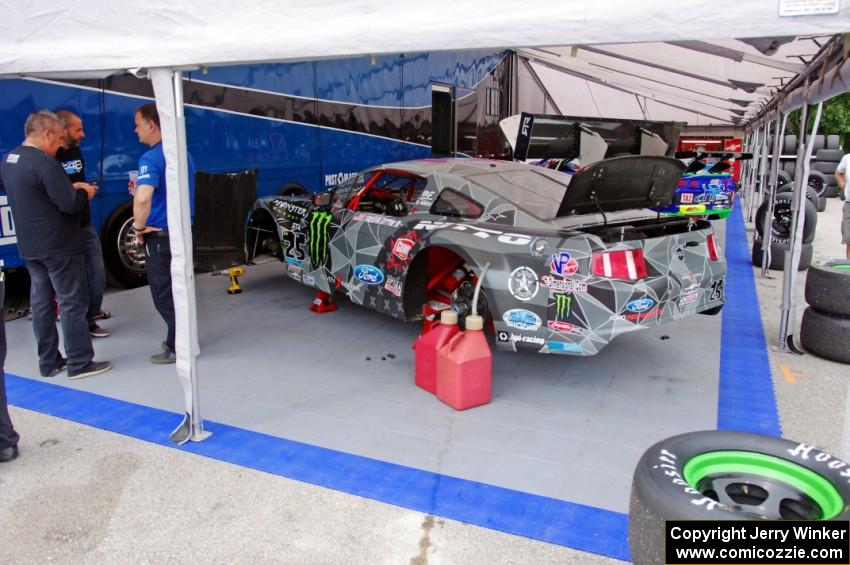 Vaughn Gittin, Jr.'s Ford Mustang