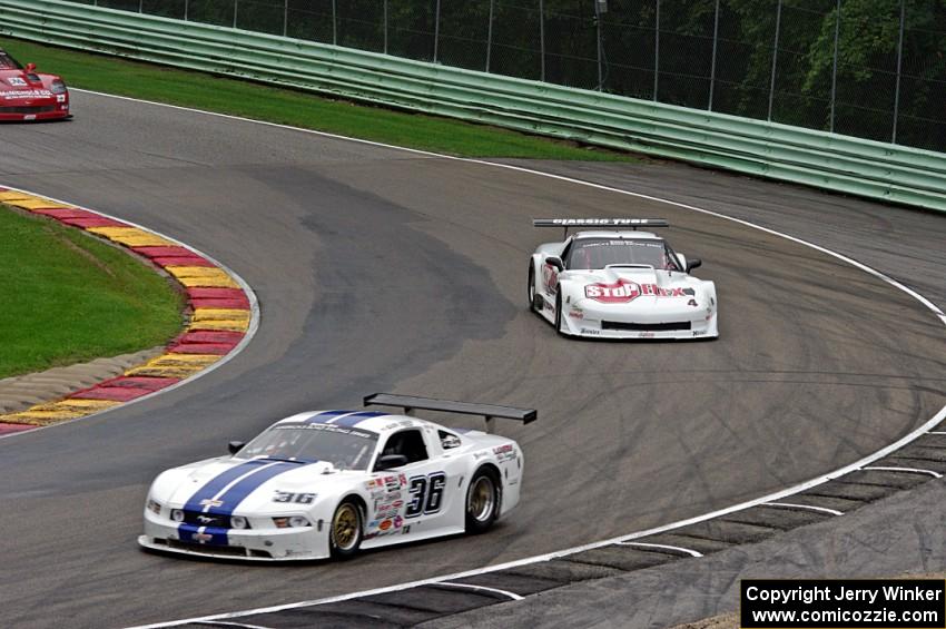 Cliff Ebben's Ford Mustang and Paul Fix's Chevy Corvette