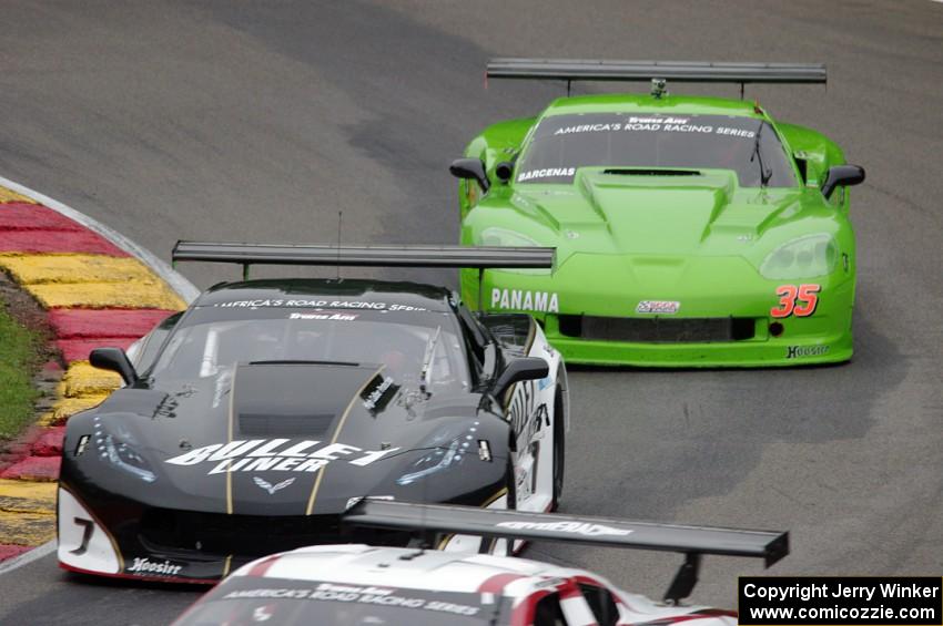 Claudio Burtin's Chevy Corvette and Mario Barcenas' Chevy Corvette