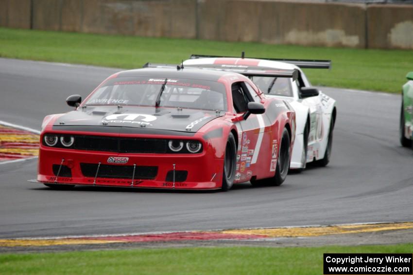 Cameron Lawrence's Dodge Challenger and Tony Ave's Ford Mustang
