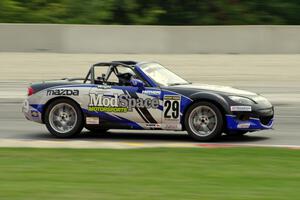 Mitch Wright's Mazda MX-5
