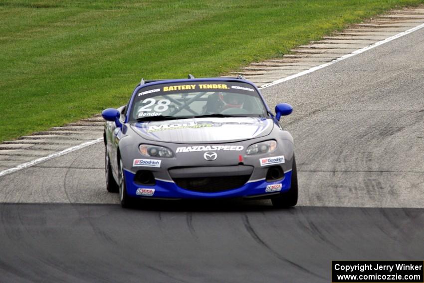 Daniel Bender's Mazda MX-5