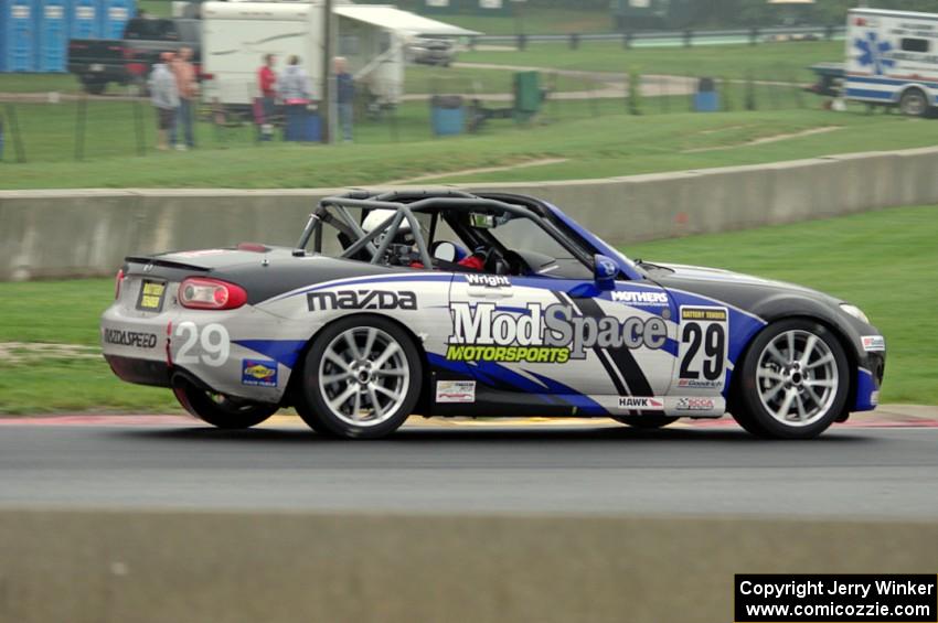 Mitch Wright's Mazda MX-5