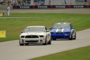 Nick Galante / Louis-Philippe Montour Ford Mustang Boss 302R and Mark Boden / Tonis Kasemets BMW M3