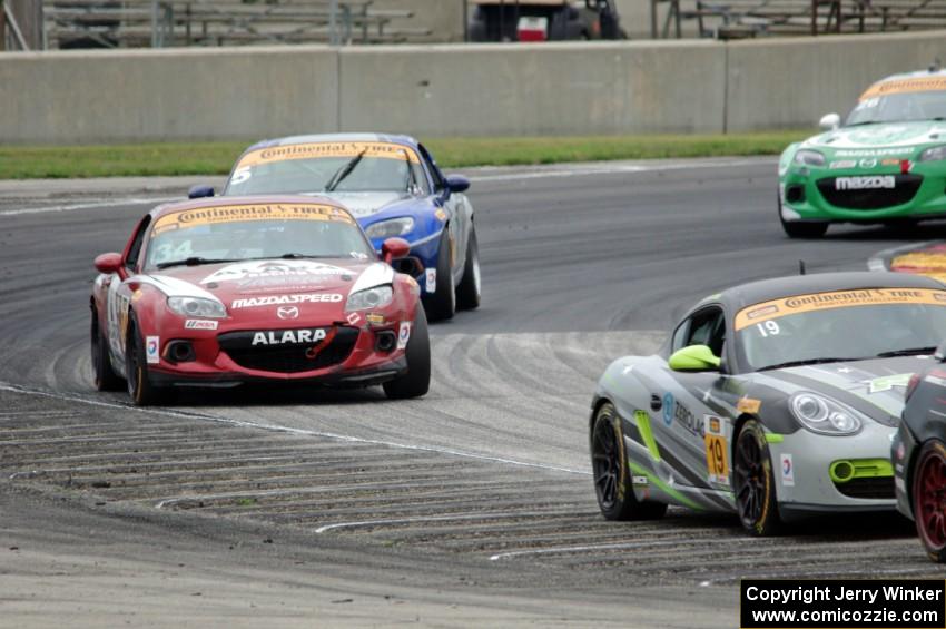 Connor Bloum / Greg Strelzoff Porsche Cayman, Christian Szymczak / Justin Piscitell Mazda MX-5 and Stevan McAleer /Chad McCumbee