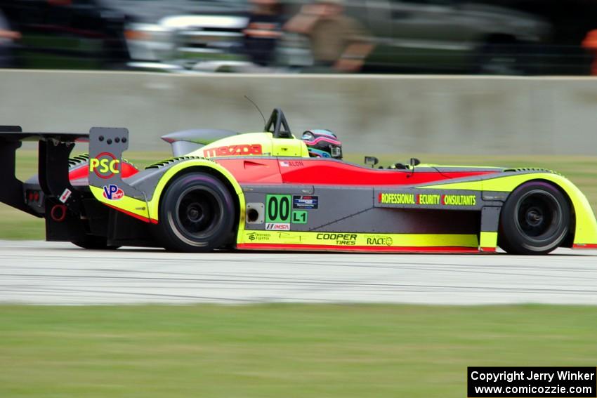 Robert Alon's Panoz Élan DP-02