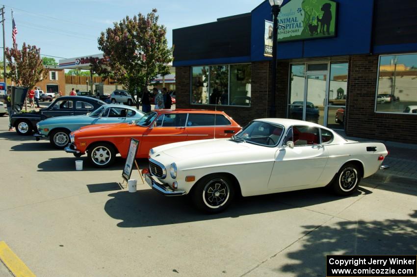 Volvo P1800s and a P544