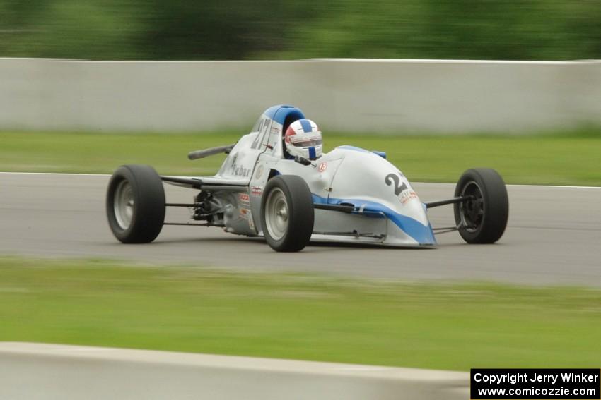 Tony Foster's Swift DB-1 Formula Ford