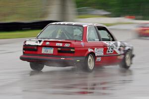 Mike Campbell's ITS BMW 325is