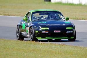 Aaron Jongbloedt's PTE Mazda Miata