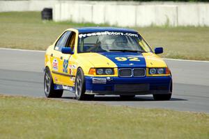 Mandy McGee's GTS2 BMW 325i