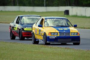 Mandy McGee's GTS2 BMW 325i and Brett Westcott's PTE Nissan Sentra SE-R