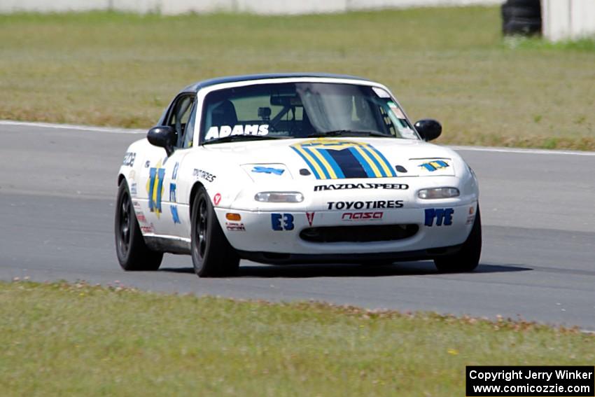 Zachary Adams' PTE Mazda Miata