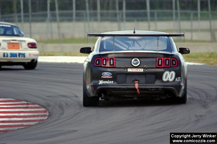 James Pesek's AIX Ford Mustang