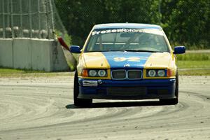 Mandy McGee's GTS2 BMW 325i