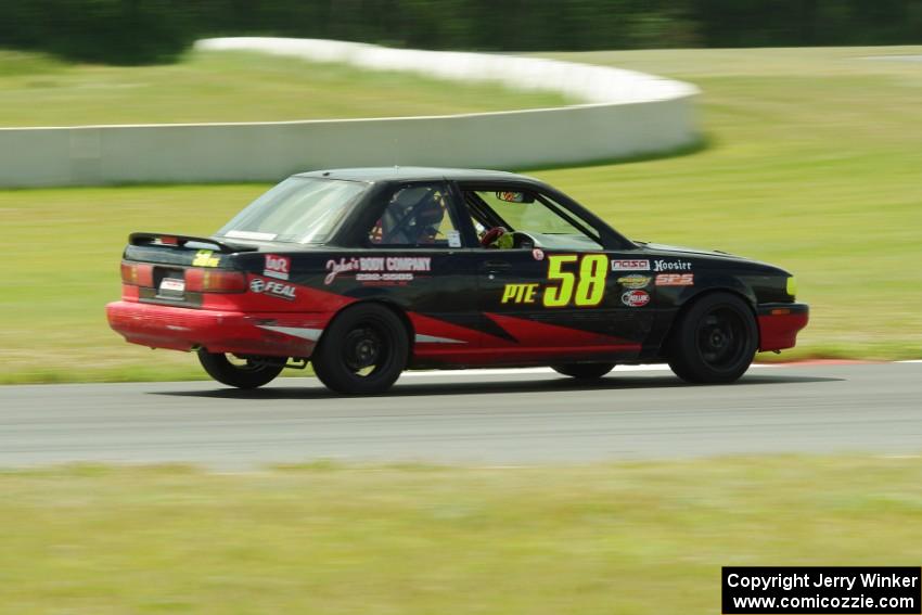 Brett Westcott's PTE Nissan Sentra SE-R