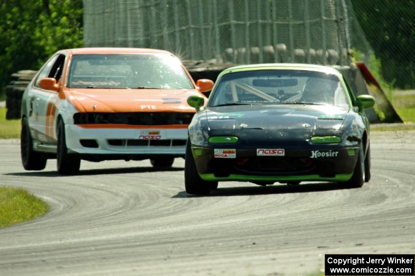 Aaron Jongbloedt's PTE Mazda Miata and Patrick Price's PTE Nissan 200SX