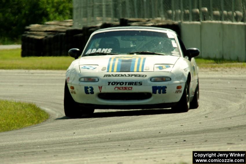 Zachary Adams' PTE Mazda Miata