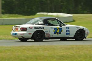 Zachary Adams' PTE Mazda Miata