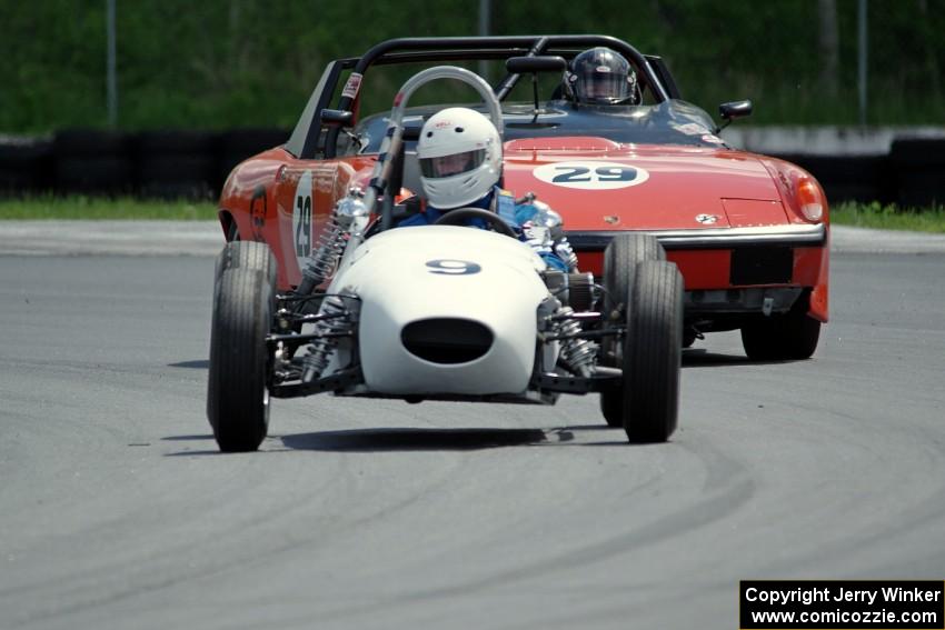 Jack Church's Huffaker BMC Mk. I Formula Junior and Ben Robertaccio's Porsche 914/6