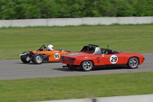 Ben Robertaccio's Porsche 914/6 and Rich Stadther's Dulon LD-9