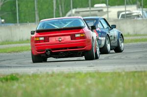 Matt Lawson's ITE-2 Porsche 944 Turbo chases Craig Stephens' ITE-1 Porsche 911