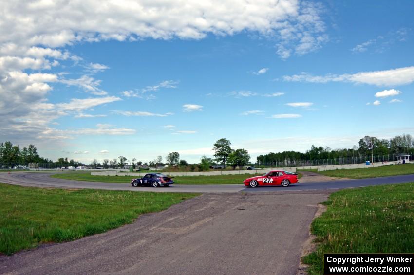 Craig Stephens' ITE-1 Porsche 911 and Matt Lawson's ITE-2 Porsche 944 Turbo