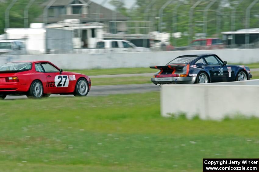 Craig Stephens' ITE-1 Porsche 911 and Matt Lawson's ITE-2 Porsche 944 Turbo