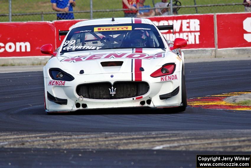 Jeff Courtney's Maserati GranTurismo MC Trofeo