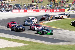 The field comes into turn 5 during the first lap of race 2.
