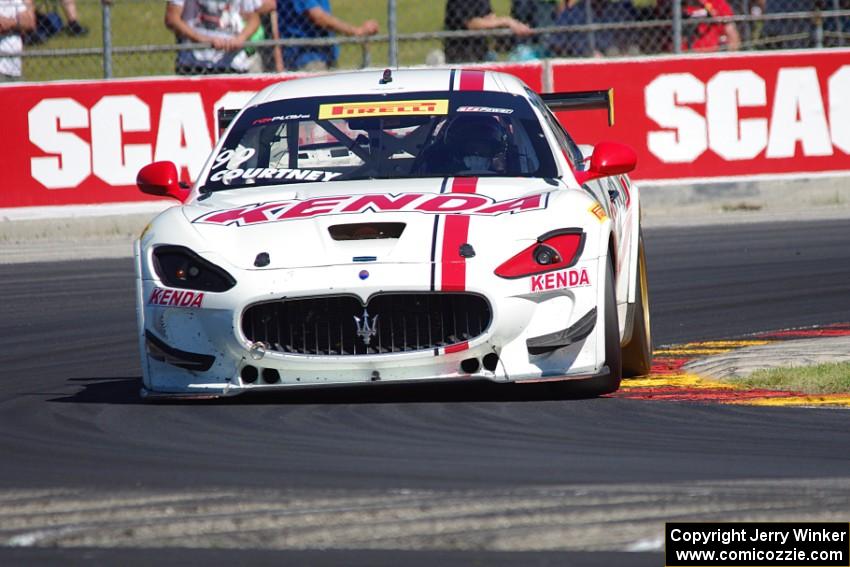 Jeff Courtney's Maserati GranTurismo MC Trofeo