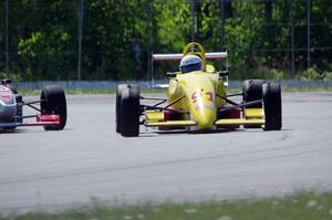 Mike Fowler's Van Diemen RF96 Formula Continental