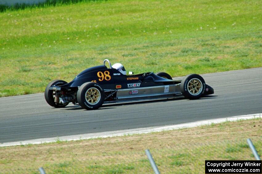 Tom Stephani's Crossle 35F Formula Ford