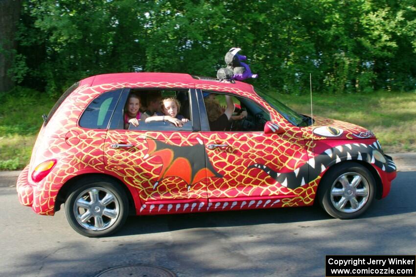 ArtCar 11- PT Cruiser