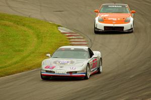 Darrell Peterson's T2 Chevy Corvette and  James Berlin's T3 Nissan 350Z