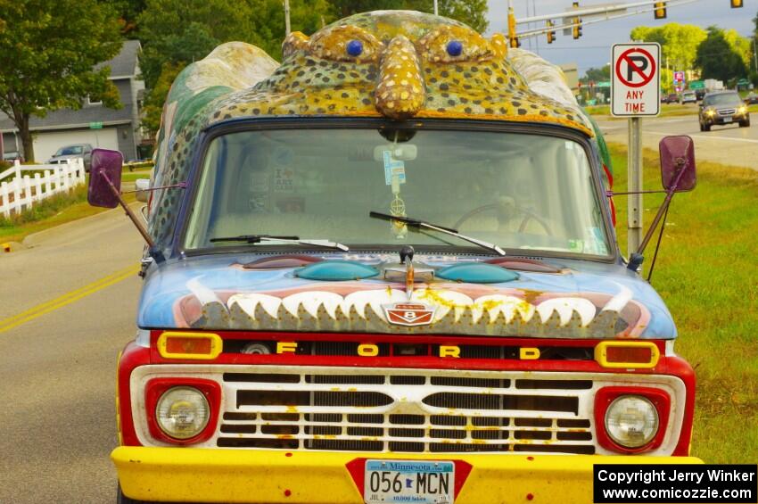ArtCar - Ford F100 Pickup