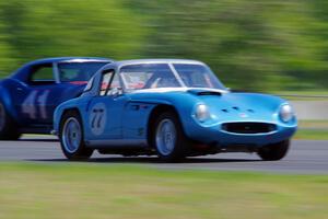 John Hagen's TVR Griffith and Darwin Bosell's Chevy Corvette