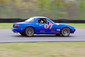 Geoff Youngdahl's STL Mazda Miata