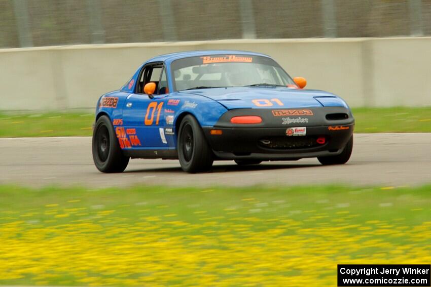 Gordon Kuhnley's Spec Miata Mazda Miata