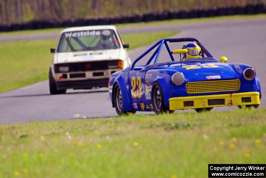 Bob Stream's H Production MG Midget and Jimmy Griggs' H Production VW Rabbit