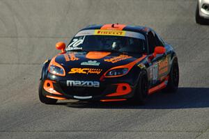 Elivan Goulart's Mazda MX-5 Cup