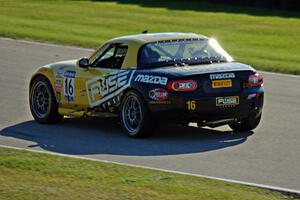 Jay Salinsky's Mazda MX-5 Cup