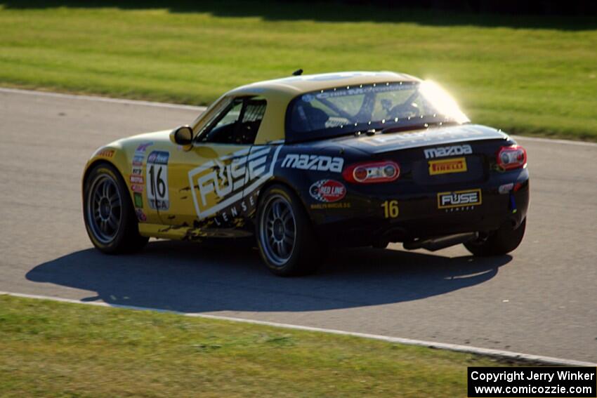 Jay Salinsky's Mazda MX-5 Cup