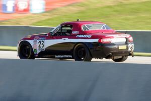 Eric Powell's Mazda MX-5 Cup