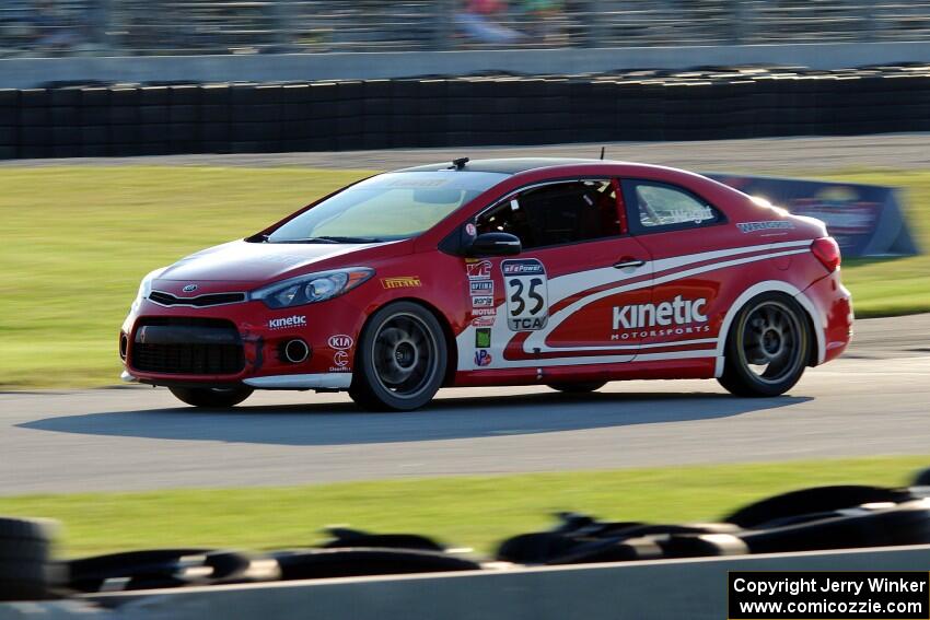 Kris Wright's Kia Forte Koup