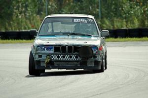 SD Faces BMW 325is