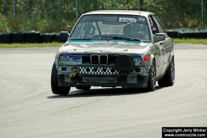 SD Faces BMW 325is