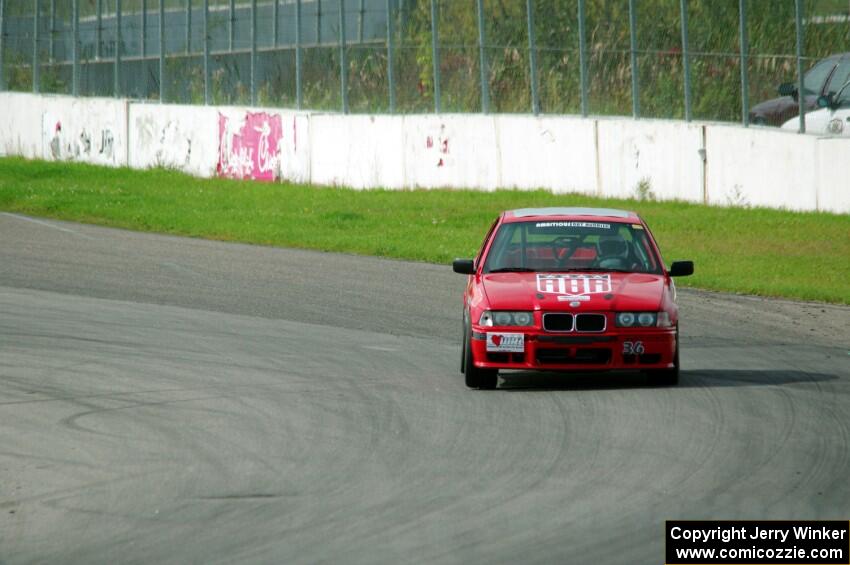 Ambitious But Rubbish Racing BMW 325