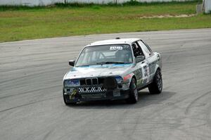 SD Faces BMW 325is